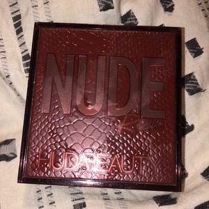 HUDA BEAUTY Makeup - Huda Beauty Nude Obsessions Eyeshadow Palette HUDA BEAUTY Makeup - Huda Beauty Nude Obsessions Eyeshadow Palette